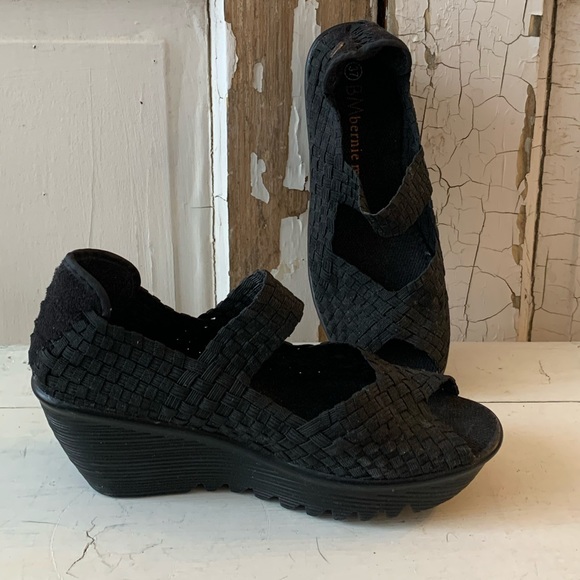 bernie mev open toe shoes